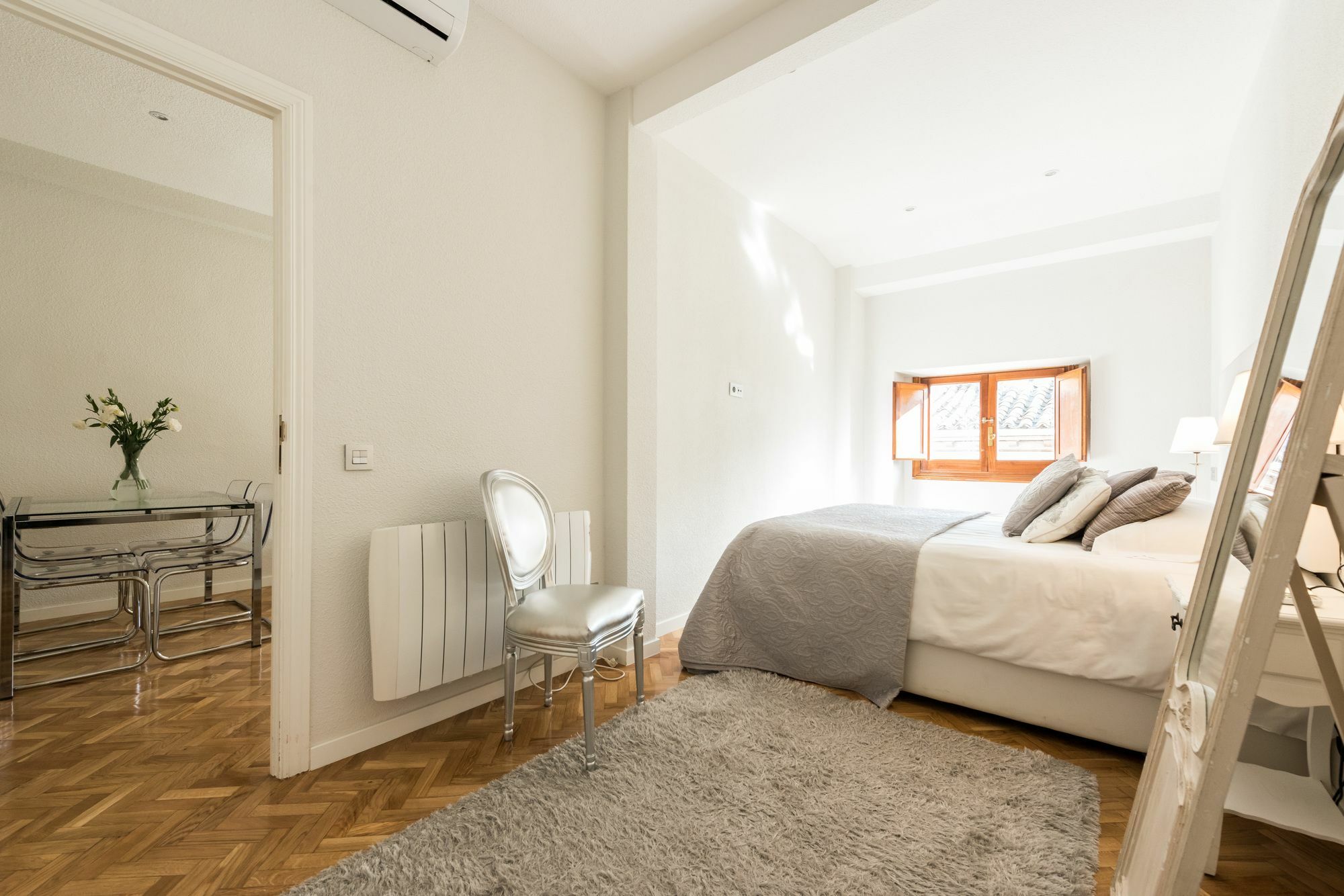 Апартаменты Atico En Chueca By Madflats Collection Мадрид Экстерьер фото