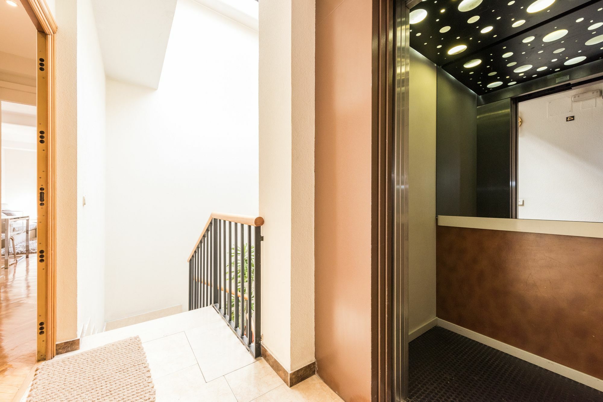 Апартаменты Atico En Chueca By Madflats Collection Мадрид Экстерьер фото